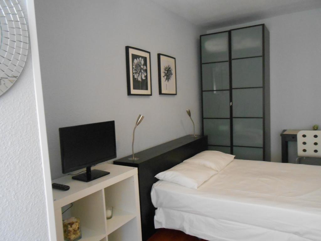 Madrid Studio Apartments Rum bild